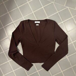 Aritzia Contour V-Neck Longsleeve S - Mocha Brown